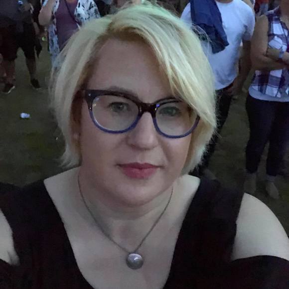 Meet your Posher, Kelly - Picture 1 of 1